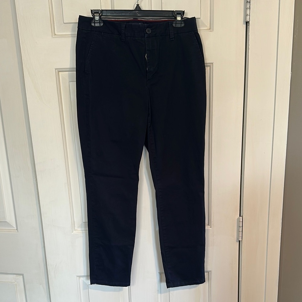 Tommy Hilfiger Navy Pant size 6